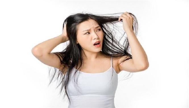 做梦梦见掉头发一大把_掉头发是好运征兆_梦见掉头发一大把