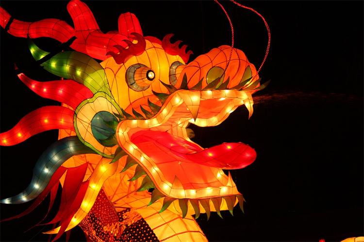 2012属龙的最旺时辰_辰时上午7点到9点自我发展黄金档_2012龙宝宝出生时辰吉时