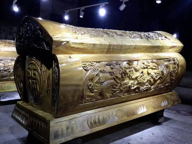 梦见抬死人的话_梦见抬死人预示_梦见抬死人解梦