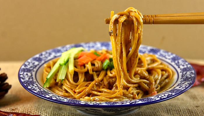 梦见吃饭预示财运_梦见吃饭象征意义_梦见吃饭