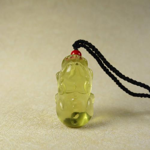 水猴命佩戴指南：哪些饰品能招财旺运？