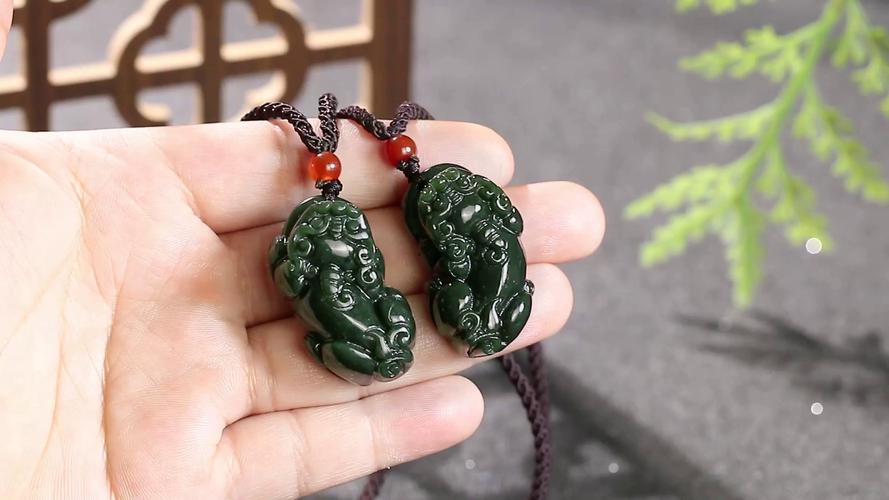 属牛戴什么最旺财又辟邪